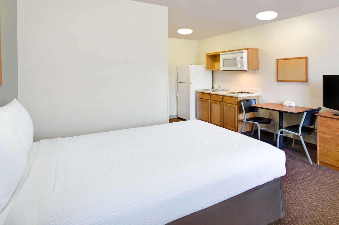 Woodspring Suites Cincinnati Fairfield Eksteriør billede